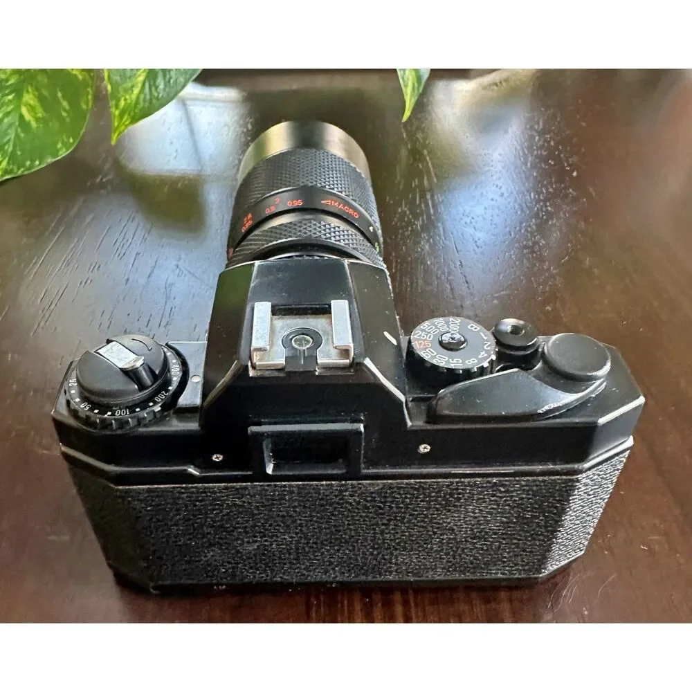 Ricoh KR-5 Super II 35mm Camera Telephoto-lens Vintage 1993 Photography